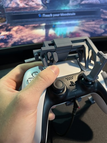 Controller ps5 con una mano - con,